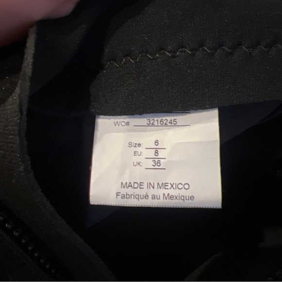 O’Neill body wet suit Beach rash guard swim suit - Picture 8 of 8